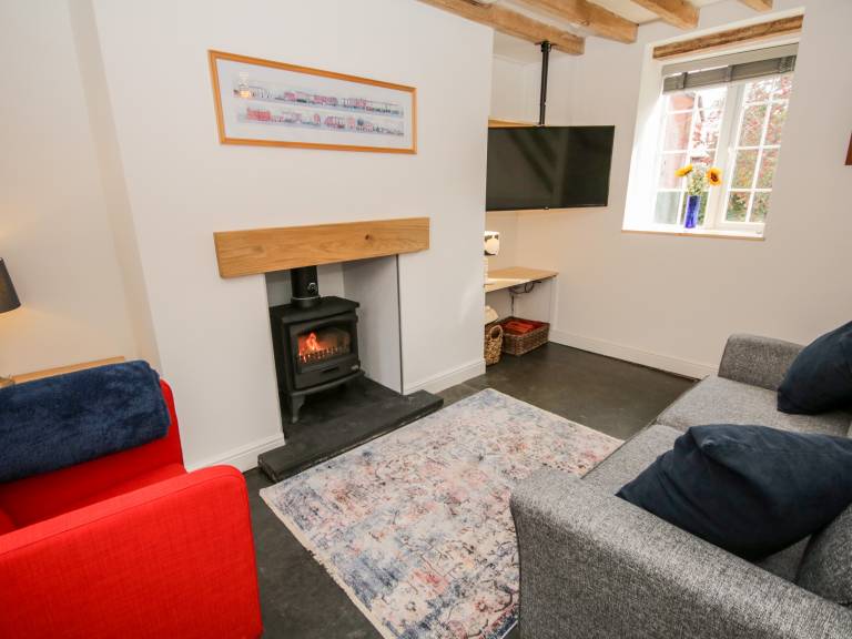 Charming cottage with garden & patio | Pets are welcome — photo 3