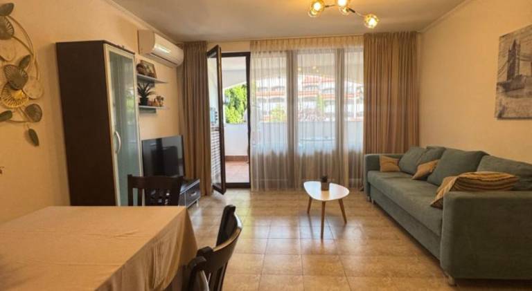 Rental apartment with pool — photo 2