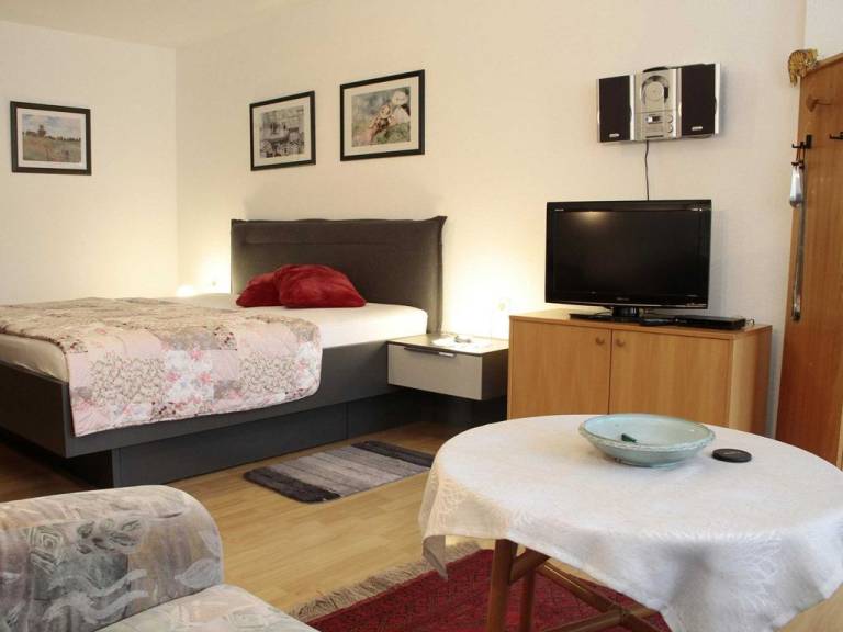 Ferienwohnung mit Hund in Bad Dürrheim für max. 2 Personen Ferienwohnung mit Hund in Bad Dürrheim für max. 2 Personen