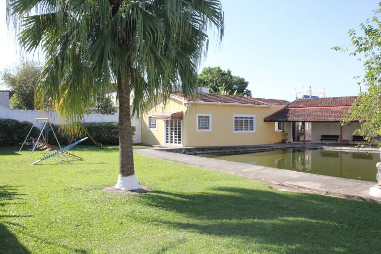 Casa  Guaratinguetá