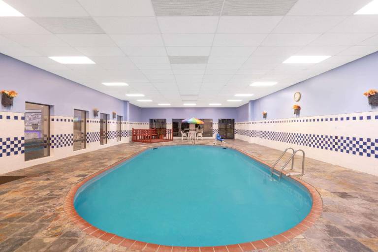 Super 8 By Wyndham North Little Rock/Mccain — photo 5