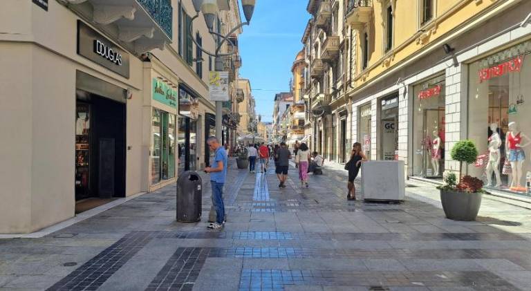 Rental apartment with 2 rooms for 6 persons in Sanremo