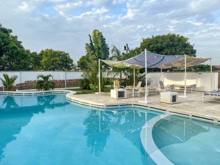 Aparthotel  Diani Beach