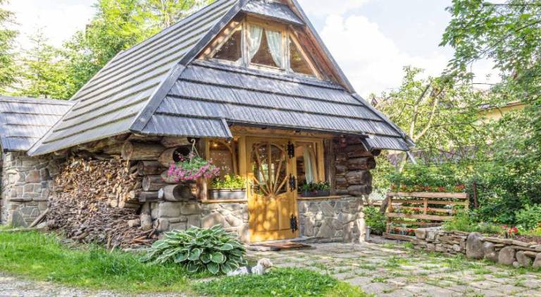 Vacation home with 1 room for 4 persons in Koscielisko