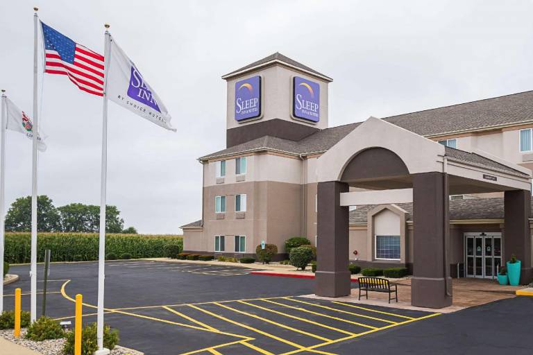 Sleep Inn & Suites — photo 3