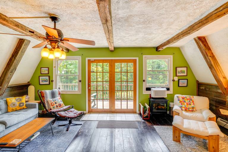 A-Frame Cabin w/ Furnished Deck in Becket! — photo 3