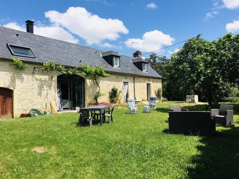 Gite with patio, garden & private pool in Gaillard
