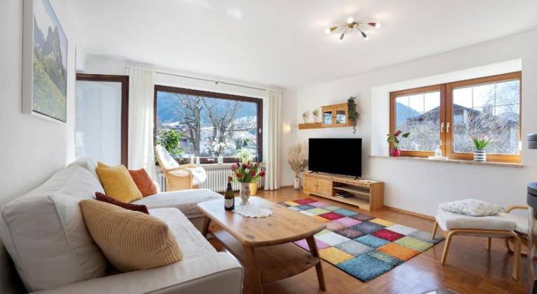 Rental apartment with 3 rooms for 5 persons — photo 2
