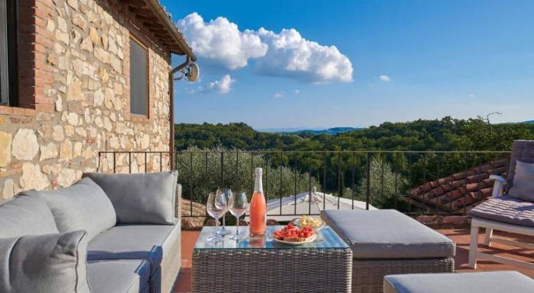 Big villa with grill, yard & private pool | Pet-friendly — photo 4