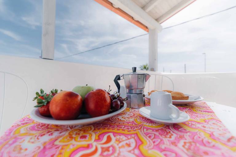 Rental apartment with terrace | Beach view | Pets are welcome in Alliste
