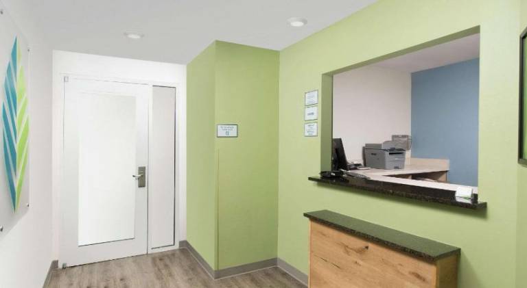 WoodSpring Suites Midland — photo 3
