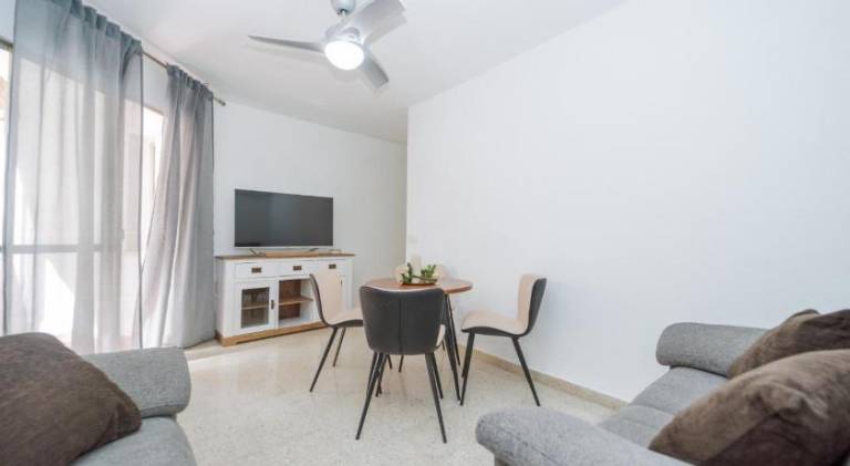 Holiday apartment with patio — photo 2