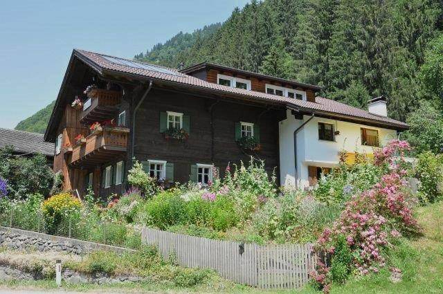Pleasant rental apartment | Dogs allowed in Schruns