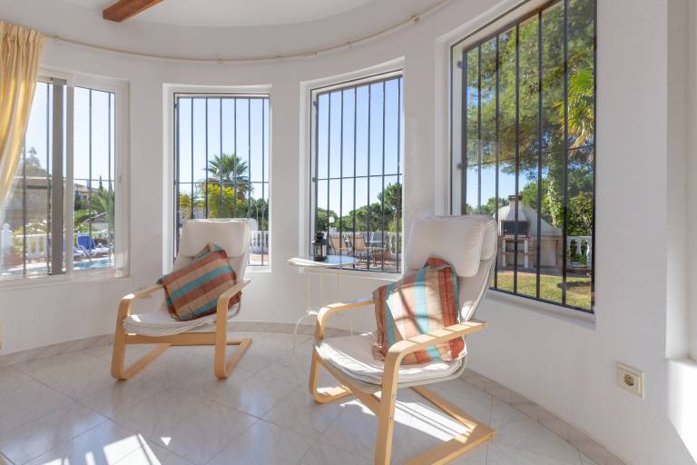 Villa with private pool, BBQ & patio | Mountain view — photo 5
