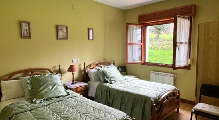 Lovely serviced apartment with BBQ & patio | Pet-friendly — photo 2