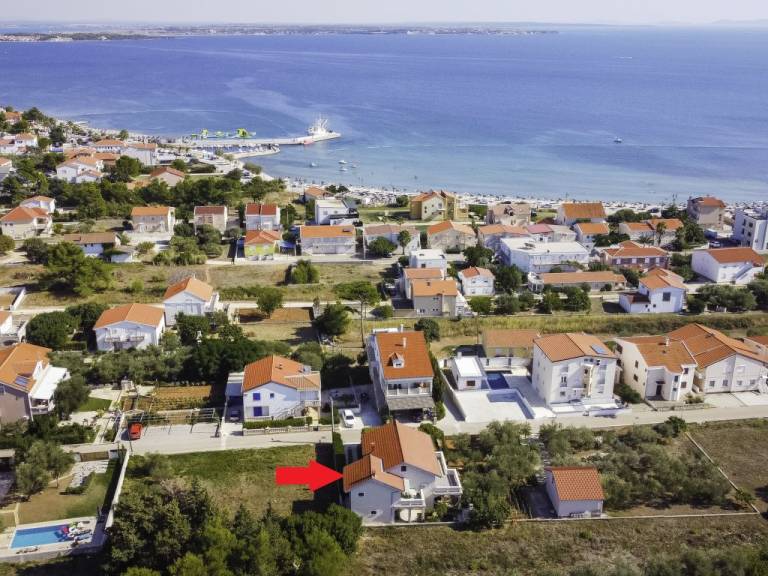 Apartment Vir