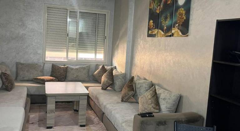 Apartment with pool — photo 2