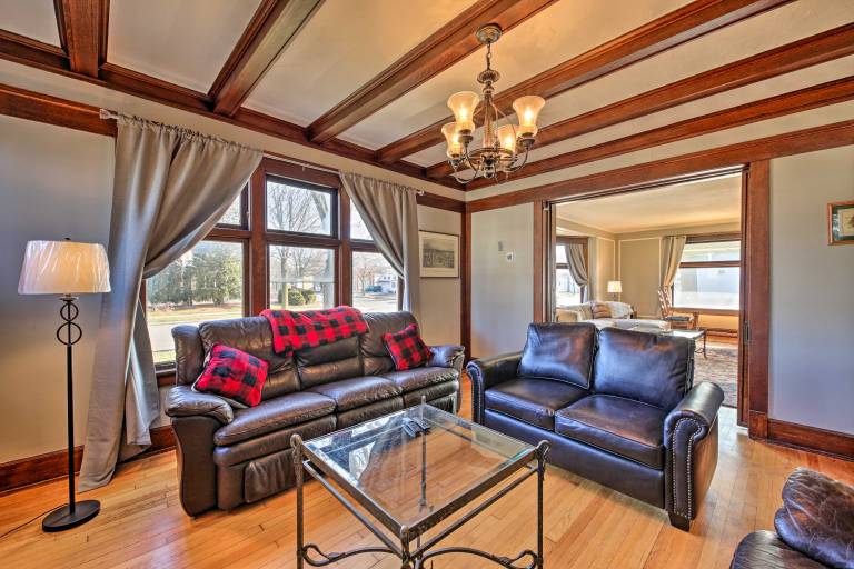 Pet-Friendly Sheboygan Home, 1 Mi to Lake Michigan — photo 2