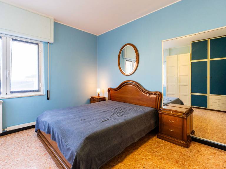 Apartment with 2 rooms for 5 persons — photo 4