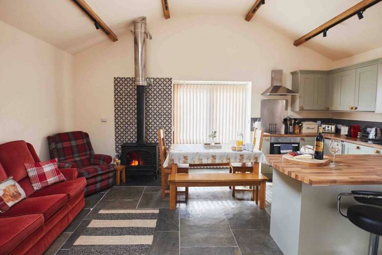 Cabin  Dingestow