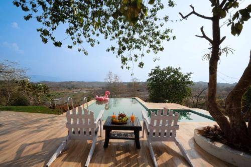 House  Kalamboli Tarf Waredi