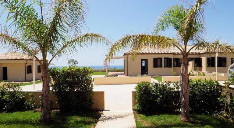 Nice house with garden & terrace | Dogs allowed in Pozzallo