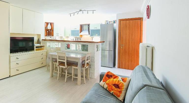 Rental apartment with 1 room for 4 persons — photo 2