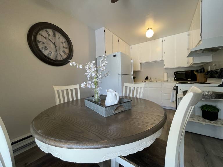 1209 W. Plum St. Unit B11 — photo 2