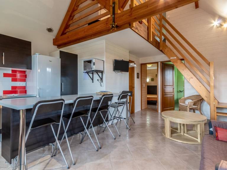 Cottage with 3 rooms for 4 persons — photo 2