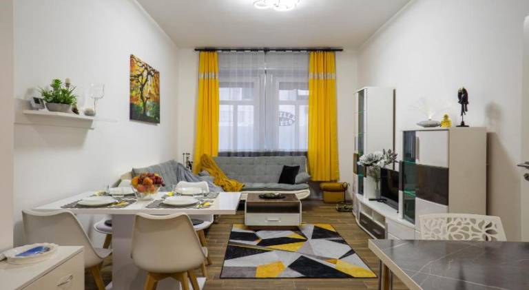 Apartman  Páty