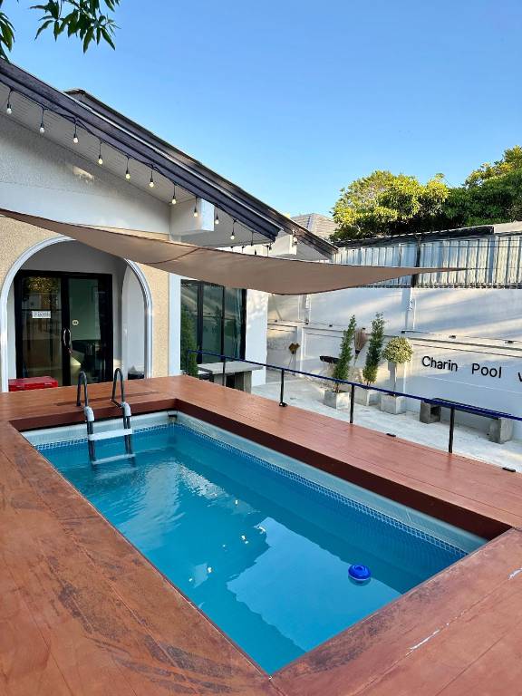 Bungalow with barbecue, yard & private pool | Dogs allowed — photo 3