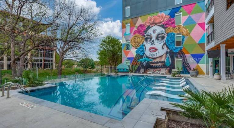 Rental apartment with pool — photo 4