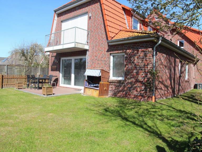 Ferienwohnung mit großem Garten in Norddeich