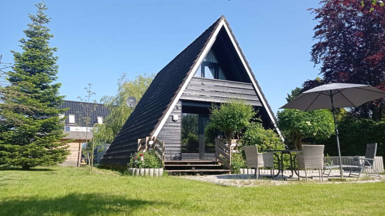 House with terrace, garden & barbecue — photo 2
