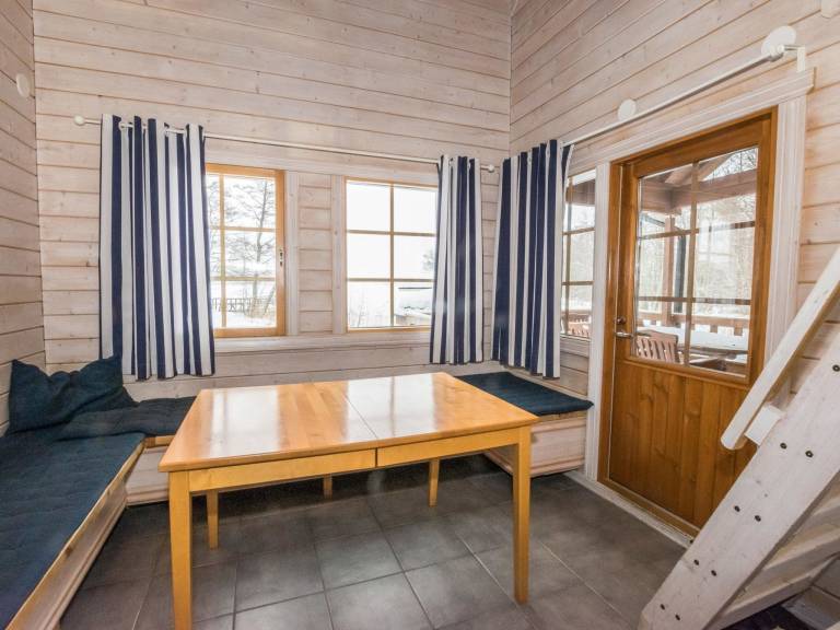 Vacation home with patio & sauna | Nature view — photo 5