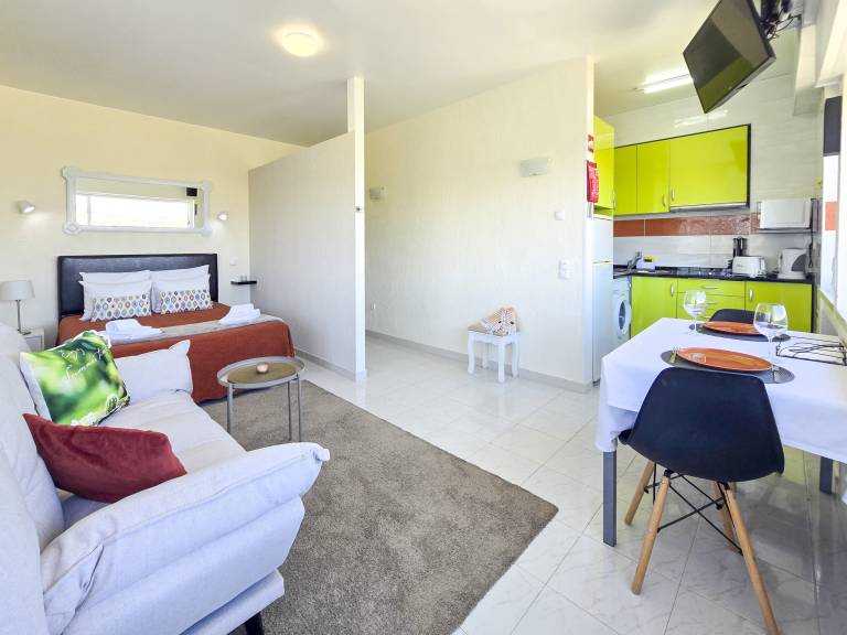 35 m&sup2; Studio