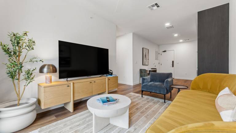 Apartment South Lamar