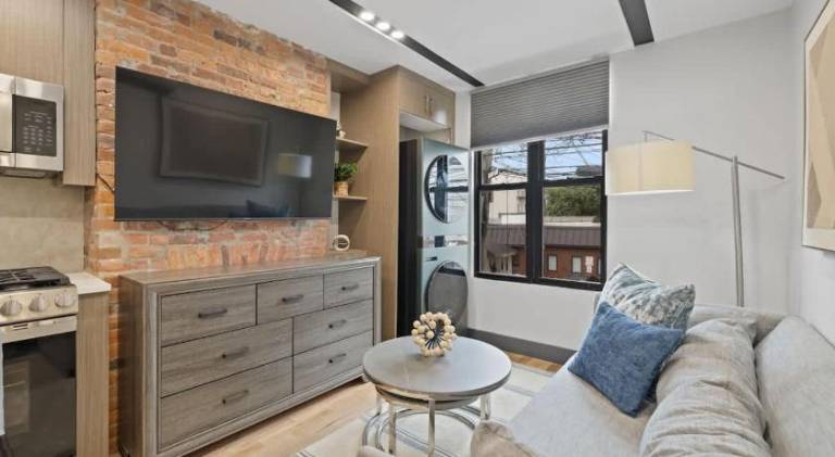Apartment with 3 rooms for 8 persons in Secaucus, NJ