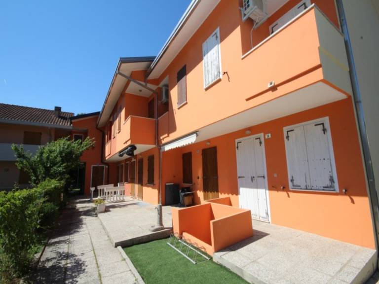 Apartament Rosapineta