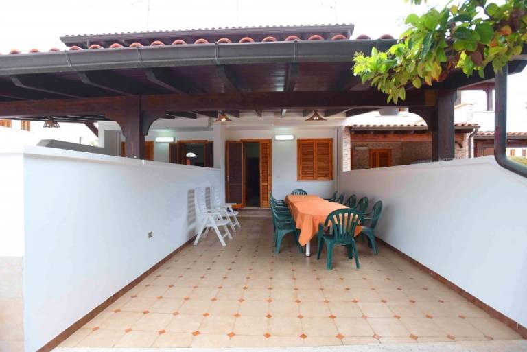 Holiday apartment with 4 rooms for 10 persons — photo 3