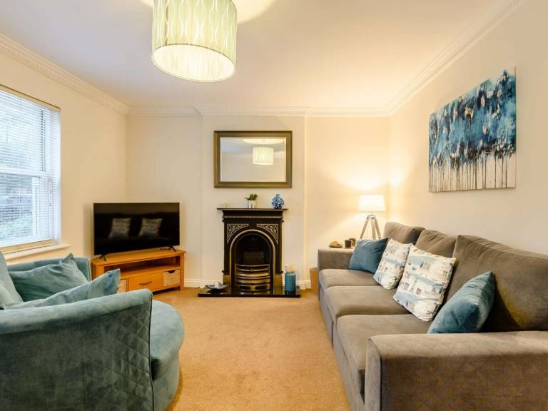 Fully equipped lovely cottage with patio | Dogs allowed — photo 4