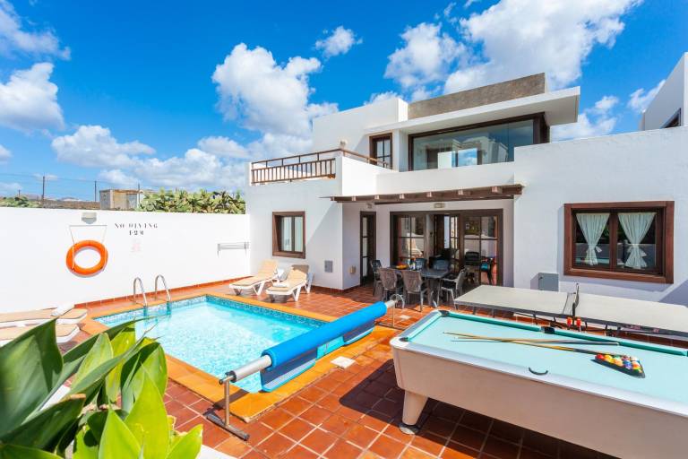Villa  Tías