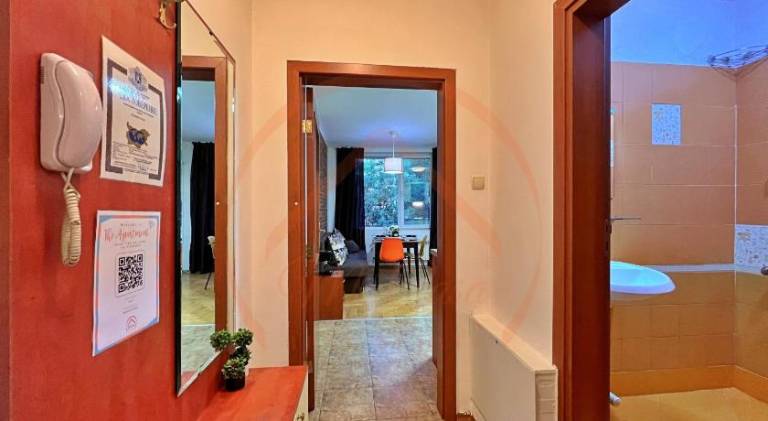 Apartment | Next to Alexander Nevsky Cathedral | Pet-friendly — photo 3