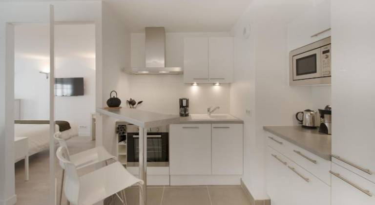 Serviced apartment for 10 persons — photo 4