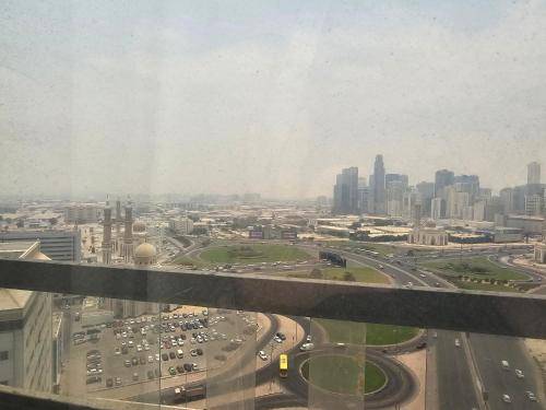Apartment Al Majaz