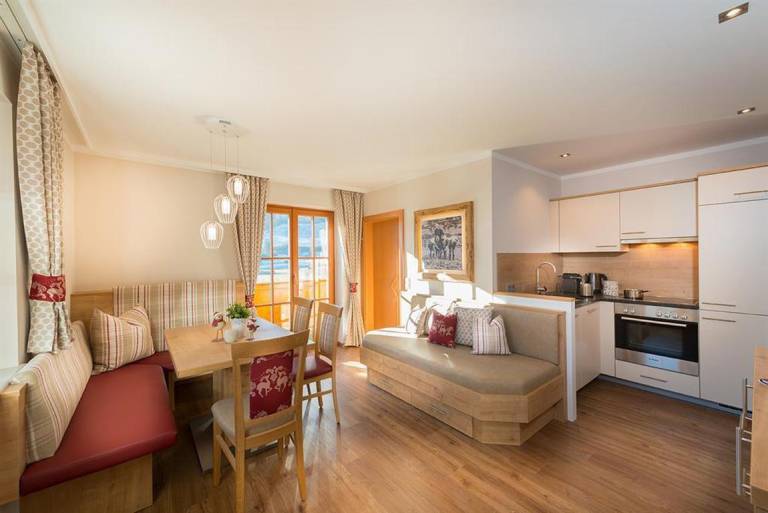 Family-friendly pleasant rental apartment with BBQ, garden & terrace | Pet-friendly — photo 3