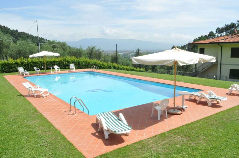 Villa with barbeque — photo 2