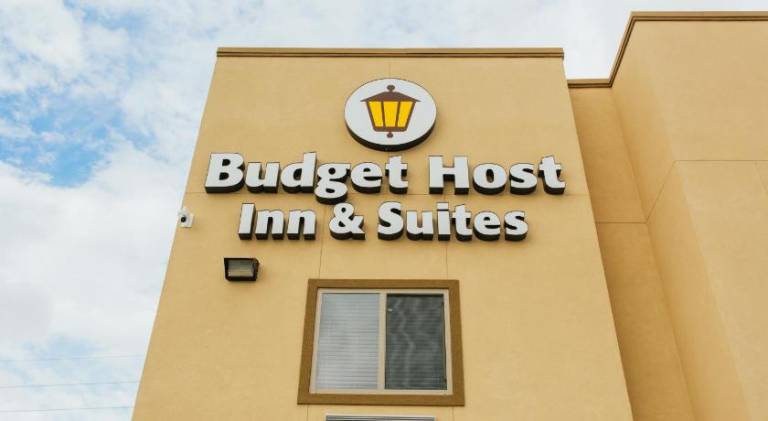 Budget Host Inn & Suites in Sugar Land, TX