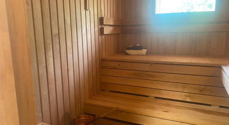 Rental apartment with 2 rooms for 5 persons — photo 3