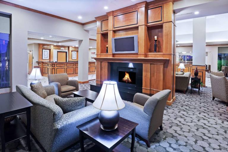 Hilton Garden Inn Tulsa South — photo 2
